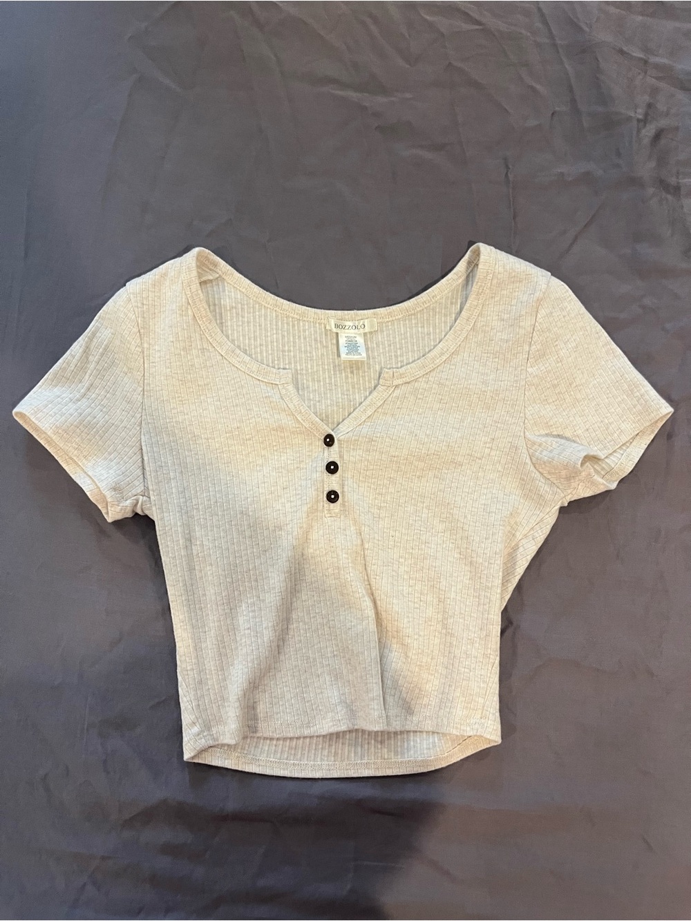 Women’s Bozzolo cream ribbed crop top tee size Medium